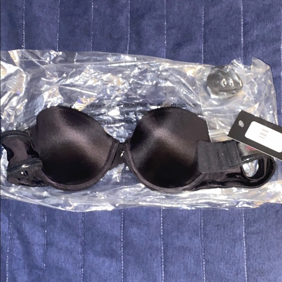 Bras - Picture 2 of 6